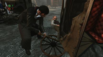 In einem weiteren Minispiel befreit Holmes einen Passanten, der unter Trümmern eingeklemmt ist.