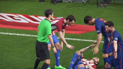 PES 2018 - Mit taktischen Fouls vermeidet ihr aktiv brenzlige Situationen