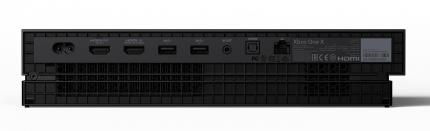 Rückseite einer Xbox One X