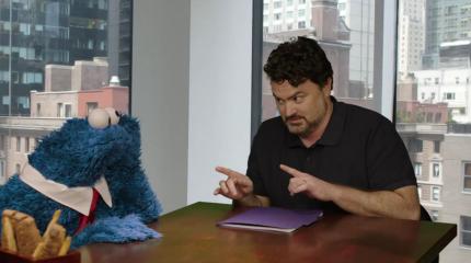 Mit viel Humor wirbt Tim Schafer für das zunächst schlicht als <em>Double Fine Adventure</em> bezeichnete Projekt, aus dem später <em>Broken Age</em> wird.