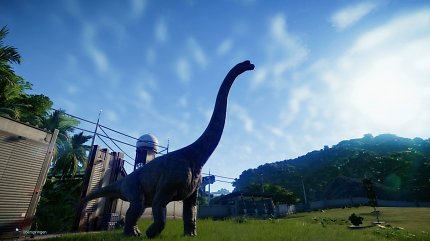 Ein großer Pflanzenfresser betritt den Jurassic Park.