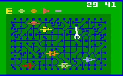 Bei <em>Bomb Squad</em> gilt es, unter Zeitdruck Schaltkreise zu reparieren, um eine Bombe zu entschärfen. Wann Letztere hochgeht, verrät das Spiel dank Intellivoice-Unterstützung mittels Sprachausgabe.