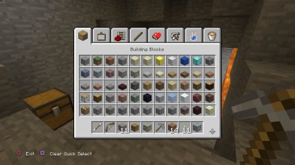 Minecraft verbindet Windows, Xbox, Mobile, VR und Nintendo Switch miteinander. Das Spiel vereinigt also – von Sonys Playstation abgesehen – alle Plattformen und kreiert so eine nahezu umfassende Community.