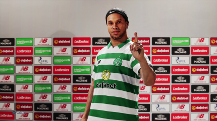 Im myClub-Modus stellt ihr euren eigenen Verein zusammen und zieht dafür Spieler. Da kann auch schon mal eine Legende wie Ronaldinho dabei sein.