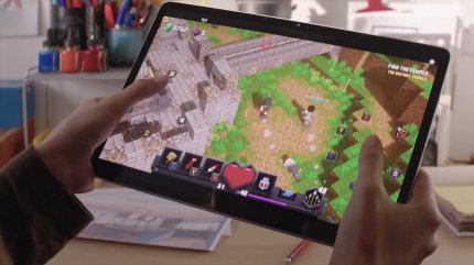 Für manche Spiele gibt es eine angepasste Touch-Steuerung. Die spielt sich aber meistens mäßig.&nbsp;