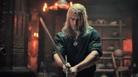 Erste Bilder aus dem Highlander-Reboot zeigen Henry Cavill als neuen McLeod