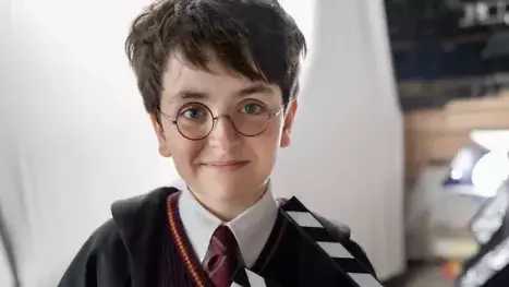 Dominic McLaughlin als neuer Harry Potter