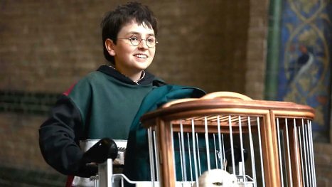 Motocross und schottische Clans: Das bedeuten die neuen Harry-Potter-Uniformen