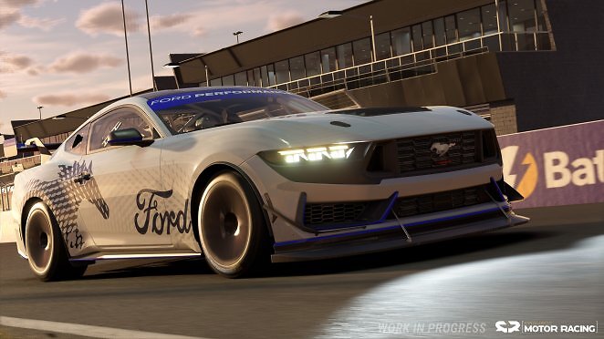 Auch in den neuen Ford Mustang GT3 können wir einsteigen und ein paar flotte Zeiten in den Asphalt brennen.