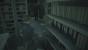 Im Aktenraum lockt Leon Mr. X um die Regale herum.
