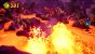 <strong>Treibjagd. </strong>Vor ihm die Lava, hinter ihm der T-Rex: Crash hat es wirklich nicht leicht. Fluchtpassagen wie diese spielen sich ausgezeichnet und sorgen mit der andersartigen Perspektive für ein wenig Panik am Gamepad. <br> &nbsp;