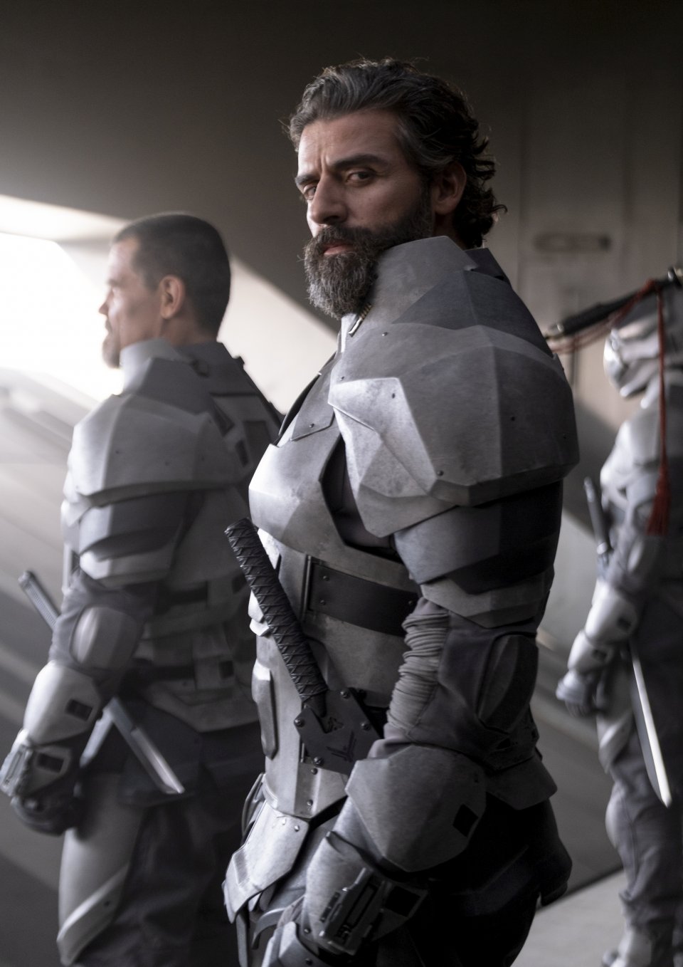 Oscar Isaac als Herzog Leto Atreides, der zu Beginn der Geschichte die Schürfrechte auf Arrakis übernimmt.&nbsp;