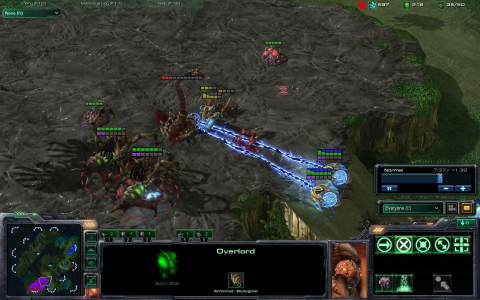 Mit Starcraft 2 erweiterte Blizzard auch seinen Online-Service Battle.net. So führten die Kalifornier etwa ein neues Ranglistensystem sowie ein Matchmaking ein, das auch wirklich Spieler mit ähnlichen Fertigkeiten zusammenbringt. <br> &nbsp;