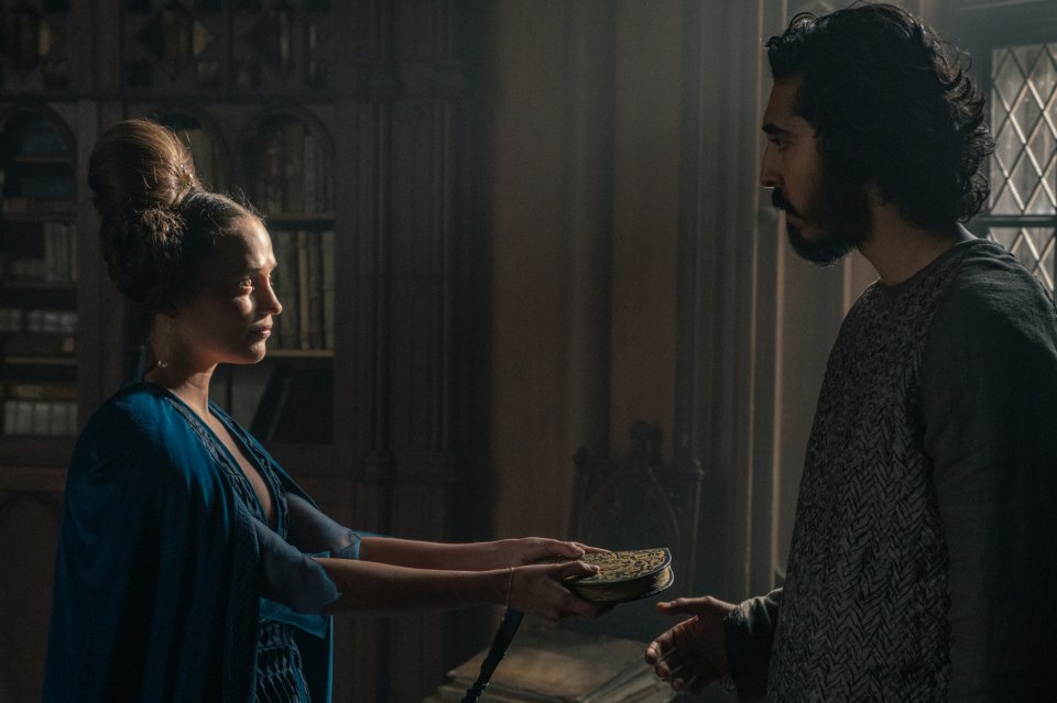 <strong>The Green Knight in der Filmkritik:</strong> Psychedelischer Fantasy-Trip in den Tod (8)