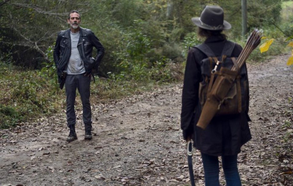 <strong>Zeit für Rache? </strong>Ein erstes (recht unspektakuläres) Aufeinandertreffen zwischen Negan und Maggie gab es bereits in Staffel 10, doch wie sich die Beziehung entwickeln wird erfahren wir erst in der finalen Staffel.