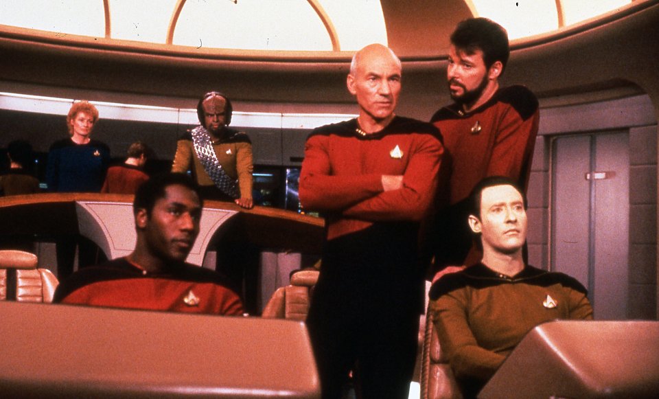 Die Crew der Enterprise-D sitzt fest in einem Loch im Weltraum.