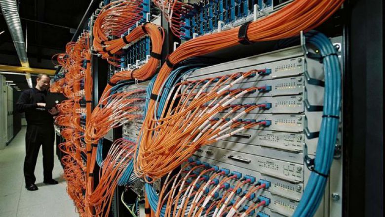 Kolumne: Die Telekom baut das Netz aus, um es drosseln zu können